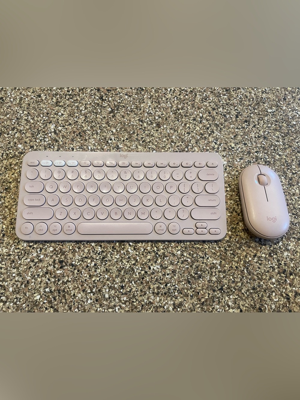 Logitech K380 Multi-device Bluetooth Keyboard - Rose